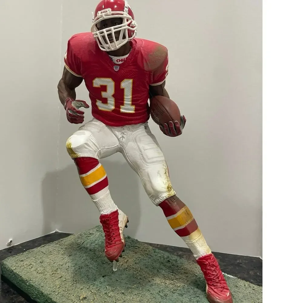 NFL KANSAS CITY CHIEFS #31 PRIEST HOLMES 11’FIGURE RED JERSEY 2004 COLLECTIBLE - Picture 6 of 16